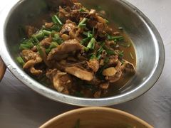 黄焖土鸡-来韶饭店
