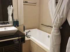 -广州天河希尔顿酒店