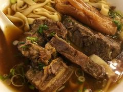 -天下三绝 牛肉面/红酒