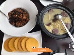 铁锅酸菜白肉炖-小南洋海景餐厅(深圳湾店)