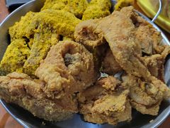 -BHC炸鸡(明洞总店)