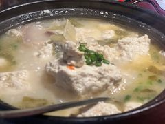 -魏铭鱼头捞饭(晋阳路店)