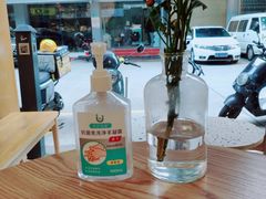 -Cafe on warm(丹霞店)