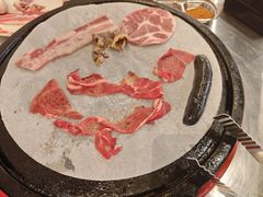 -哈哈碳都·牛肋条无限自助烤肉(宝龙店)