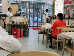 大堂-江城燕子大排档(江汉路步行街店)