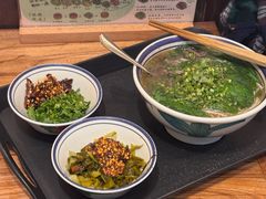-云阿蛮云南生烫牛肉米线(奉贤路店)