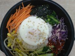 -拌来拌去石鍋拌飯(文鼎店)