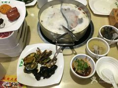 -蒙肥羊·酸汤潮牛·鲜牛肉火锅烤肉自助(岗顶店)