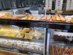 面包甜点陈列柜-鲍师傅糕点(五角场店)