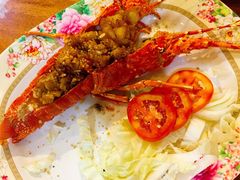 蒜爆龙虾-两兄弟Song Pee Nong(2号店)