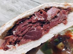 腊牛肉夹馍-孙庆海腊牛肉店(大皮院店)
