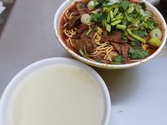 -汪胖子襄阳牛肉面(华丰路店)