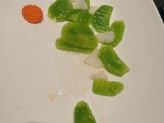 -艳阳天民俗村(公园路店)
