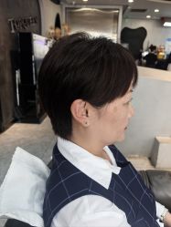 -TOP HAIR SALON