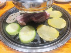 -唯成•韩国炭火烤肉 유성고기