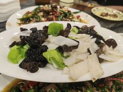 -江湖黑大兔(杨家坪店)