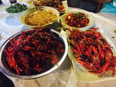 -巴厘龙虾·榜首油焖大虾(音乐学院·沿江酒馆店)
