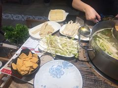 -牛缘村·贵州黄牛肉火锅(西善桥店)
