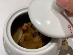 松茸山菌炖竹笙-尚一汤 广东炖汤(金桥国际店)
