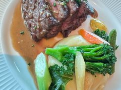-福楼毕斯罗F Bistronome(国贸商城约会地标景观店)