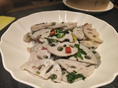 小葱炒藕-桐湾大院·桐庐菜(滨江店)