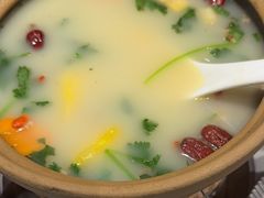 -清真·卡德尔大叔新疆主题餐厅(龙汇路店)