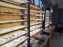 -优医视平价眼镜蔡司依视路折扣工厂店(德胜门店)