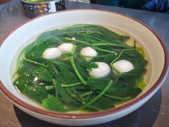 菠菜鱼圆汤-江宴渔村·鱼鲜土菜(紫荆广场店)