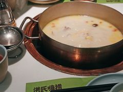 -洪氏嗨捞·猪肚鸡火锅(阳光天地店)