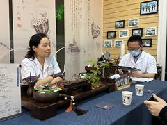 -麻麻手推拿