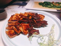 黑椒牛仔骨炒年糕-绿茶餐厅(乐峰广场店)