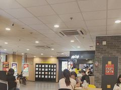 -麦当劳(民盈·国贸城店)