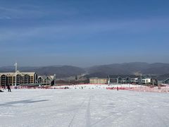 -鳌山滑雪度假区
