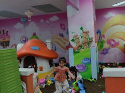 -孩子王童乐园(连云港万达店)