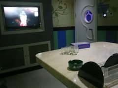 -皇家派对KTV(大润发店)