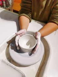 -袁亮今日陶艺(苹果社区总店)