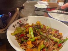 -富正毅三下锅·湘西韵味(天门山索道店)