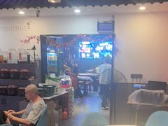-老街烧烤大排档·地道湖北菜·龙虾馆(汉口火车站店)
