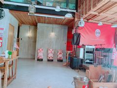 -Naughty Nuri’s Phuket
