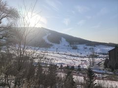 -中旅松花湖滑雪场