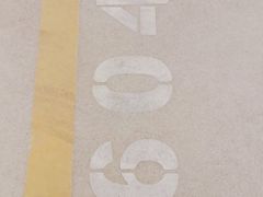 -奕欧来上海购物村停车场