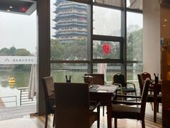 -听松楼·花园酒店·自助餐厅(红梅公园店)