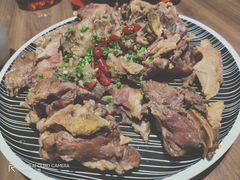 -有红鸡毛店·川菜(建设路店)