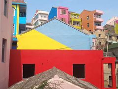 -百里峡七彩艺术小镇