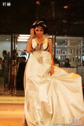 4b76f733jw6dbg4pykc-钎赫造型