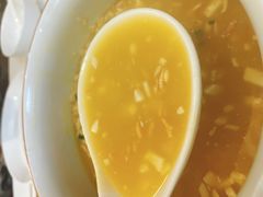 -阿瓦山寨·湘菜现炒·剁椒鱼头王(咸阳总店)
