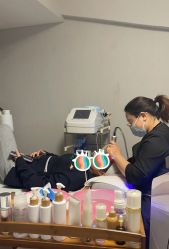 -白壁上妍の日式美肌·徒手小颜整骨院