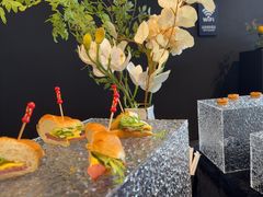 -奔驰上海利星(七宝店)