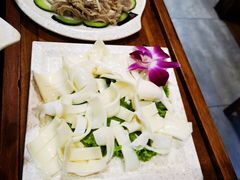 -唇辣号重庆老火锅(亦庄店)
