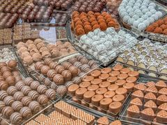 -Laderach 莱德拉(上海环贸iapm店)